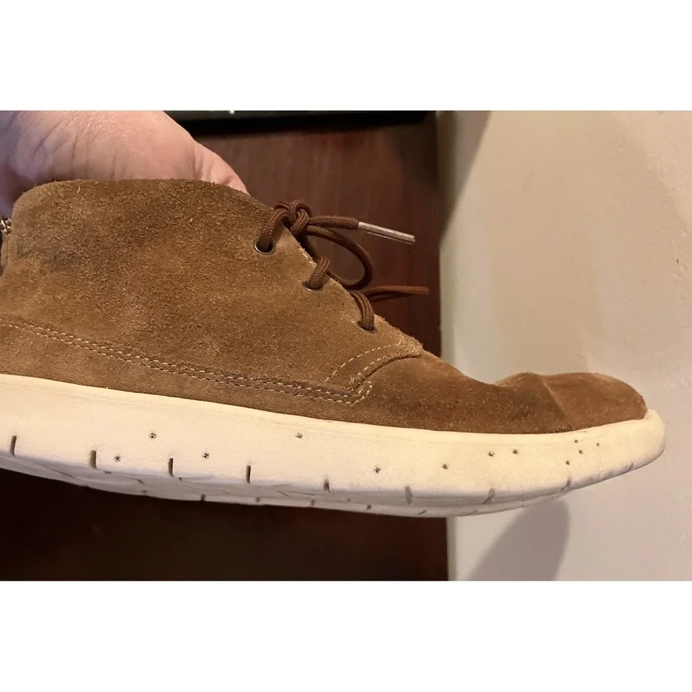 UGG canoe suede
